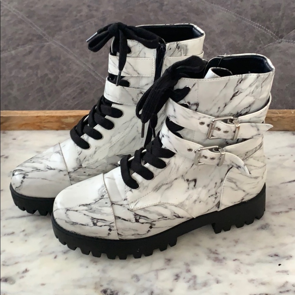 Platform combat Boots